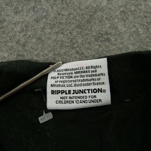 Pulp Fiction Ripple Junction Shirt Mens Small Black Graphic Print Button Up - Picture 6 of 15